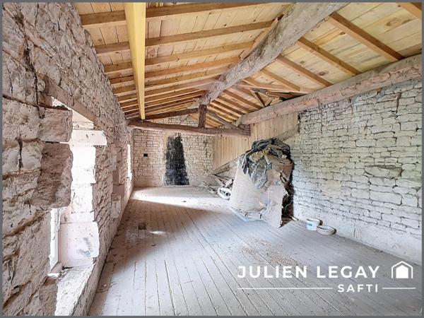 Longère dans un environnement calme et dégagé