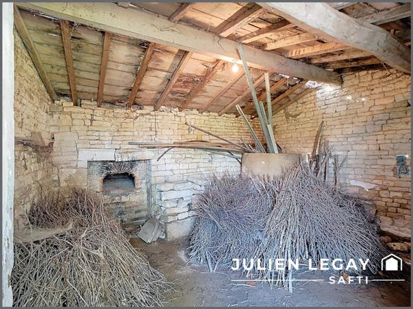 Longère dans un environnement calme et dégagé