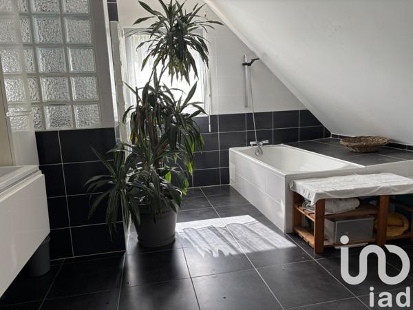 Maison à vendre 5 pièces 132 m² Fouesnant