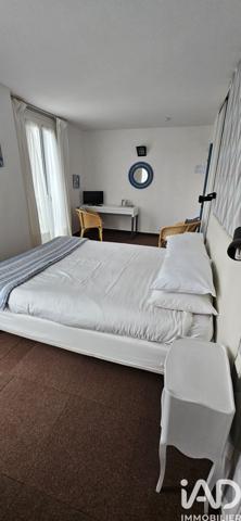 Maison à vendre 15 pièces 356 m² Châtel-Guyon