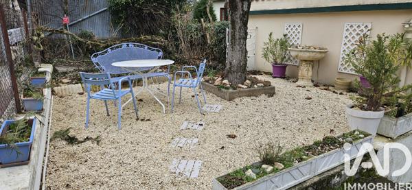 Maison à vendre 15 pièces 356 m² Châtel-Guyon