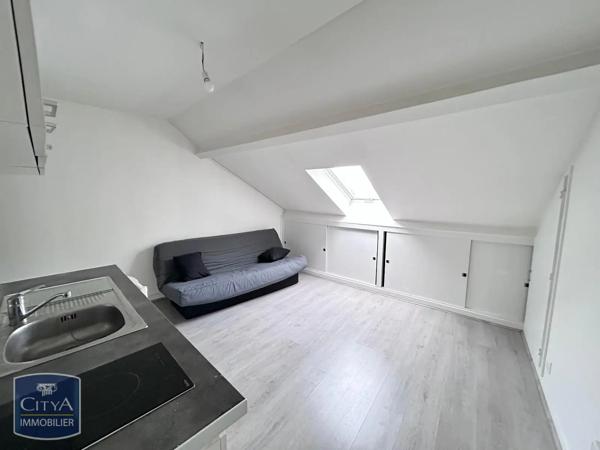 Appartement à louer 1 pièce 14.61m² Tours (37000)