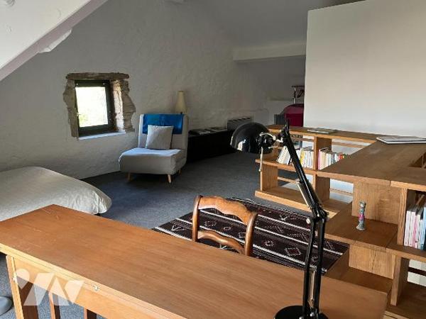 A VENDRE à VEZELAY (89450), l'un des plus beaux villages de France, au c?ur de la Bourgogne, cl...