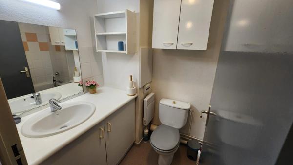 CAMBO-LES-BAINS – STUDIO MEUBLÉ + PARKING (64)