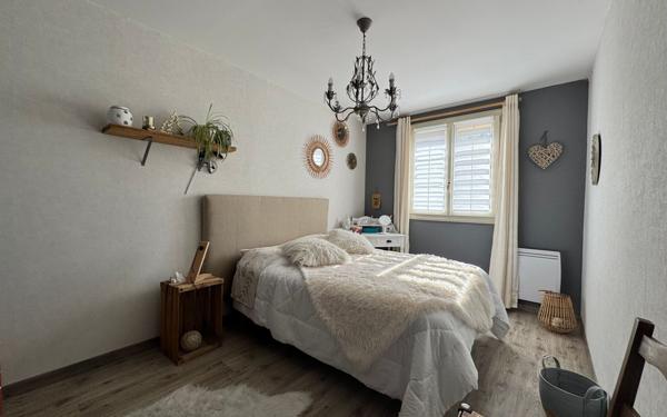 Maison à vendre    5 pièces •  Cérans-Foulletourte