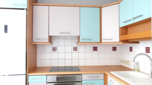 PROCHE TOUTES COMMODITES APPARTEMENT DE TYPE 4 AU DERNIER ETAGE A PLAN DE CUQUES