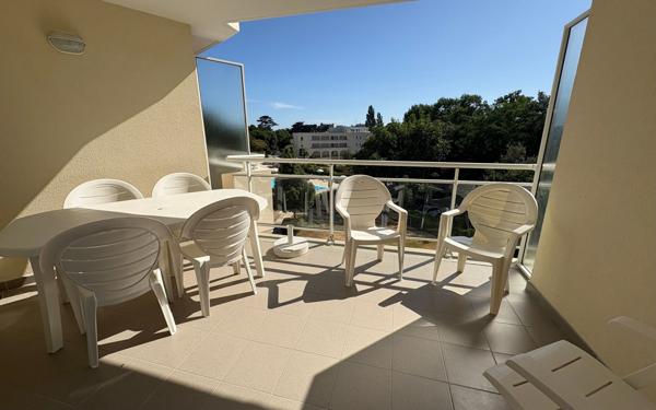 Appartement à vendre    3 pièces • 47,17 m2 La Baule-Escoublac