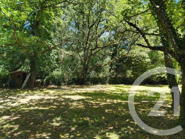 Maison à vendre  5 pièces - 138 m 2   GOURDON  - 46