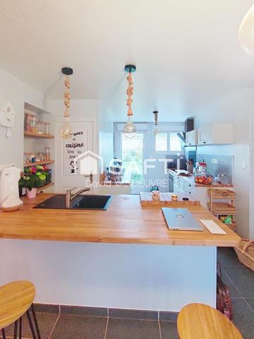 Maison idéalement située à l'entrée d'Ardentes.