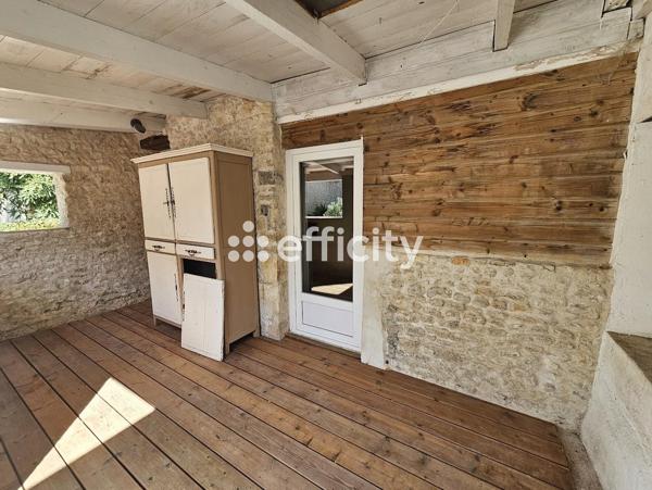 Maison
         5 pièces
        - 119 m² 440 000 €*