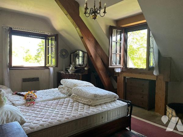Exclusivité – Divonne-les-Bains – vente maison sur terrain de 1.298m² avec réserve d'usufruit.