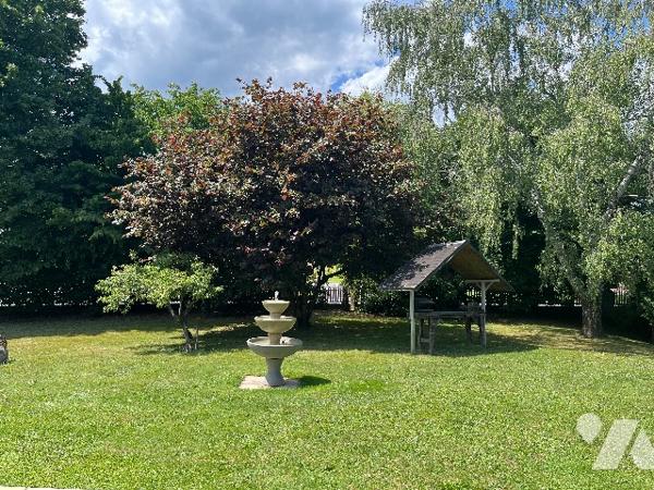 Exclusivité – Divonne-les-Bains – vente maison sur terrain de 1.298m² avec réserve d'usufruit.