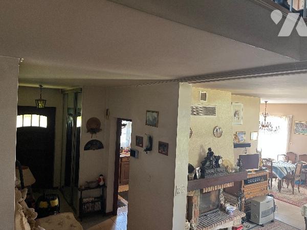 Exclusivité – Divonne-les-Bains – vente maison sur terrain de 1.298m² avec réserve d'usufruit.