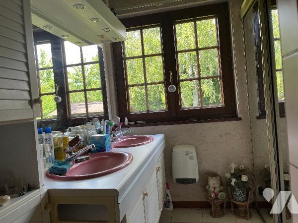 Exclusivité – Divonne-les-Bains – vente maison sur terrain de 1.298m² avec réserve d'usufruit.