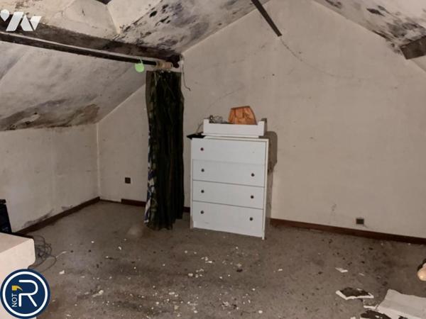 LOUVERNE - Maison à rénover.