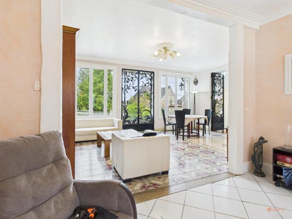 Maison de charme au cœur de Jouy-Le-Moutier