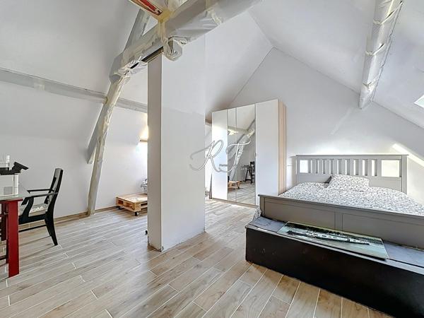 VIEUX VILLAGE, CALME, ARBORE, LUMINEUX