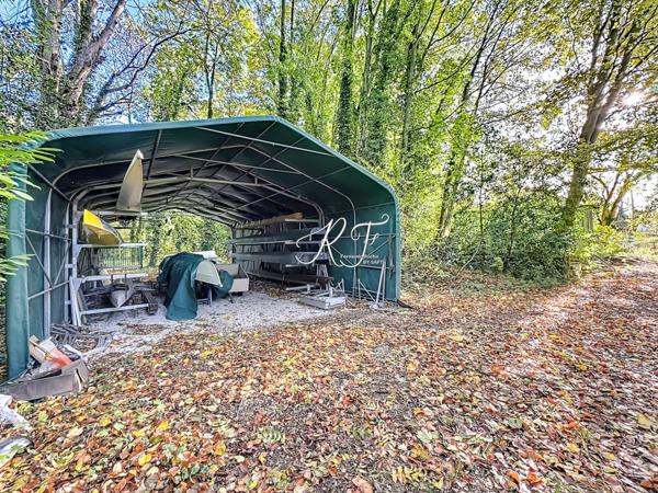 VIEUX VILLAGE, CALME, ARBORE, LUMINEUX