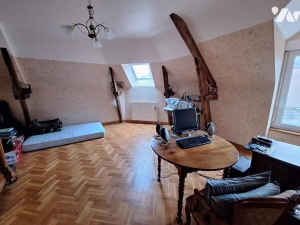 UN ENSEMBLE IMMOBILIER
