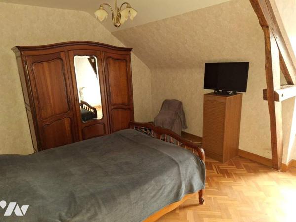 UN ENSEMBLE IMMOBILIER