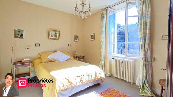 THIZY-LES-BOURGS (69240) Maison de bourg  320 m² , jardin, dépendances et garage