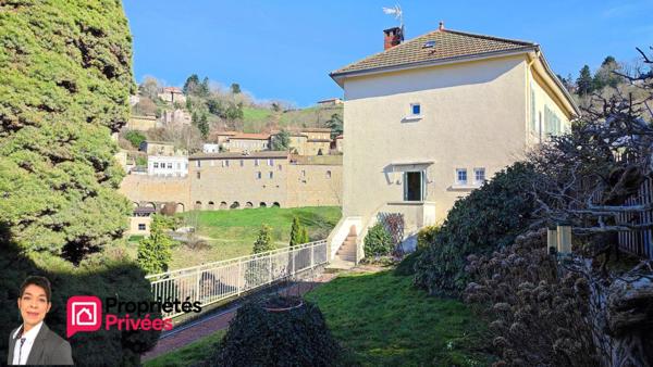 THIZY-LES-BOURGS (69240) Maison de bourg  320 m² , jardin, dépendances et garage