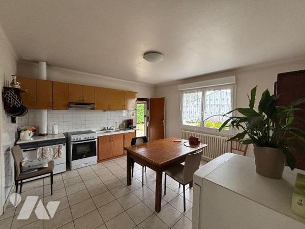 Maison a Vendre à BRIEC, en Finistère Sud (29), en Campagne, accès rapide  4 Voies, Maison Trad...
