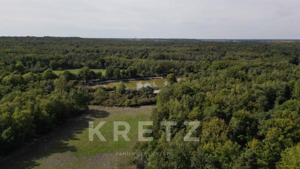 Domaine de 953 ha – Château, dépendances, étangs, enclos cynégétique