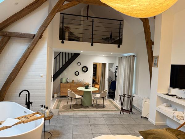 Maison d'habitation et local commercial Ay 355 m2