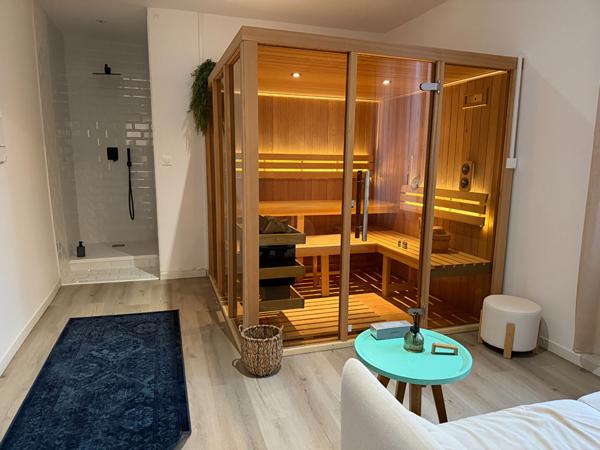 Maison d'habitation et local commercial Ay 355 m2