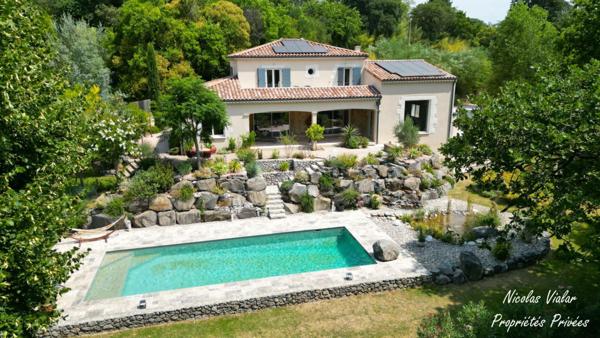 Villa à Montélimar - Piscine, sous-sol intégral, jardin paysagé