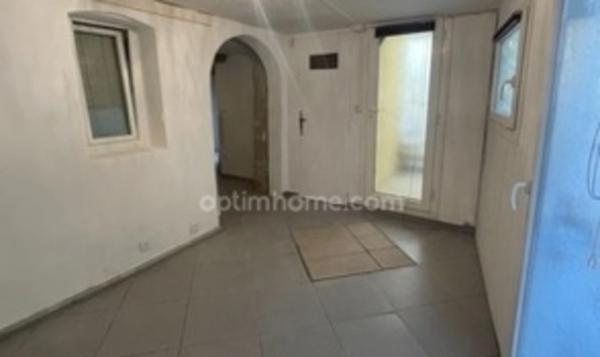 MAISON DE VILLAGE AVEC TERRASSE SUD T3+T2!