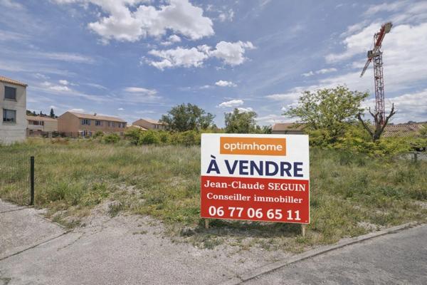MONTEUX | Terrain constructible de 1 316 m²