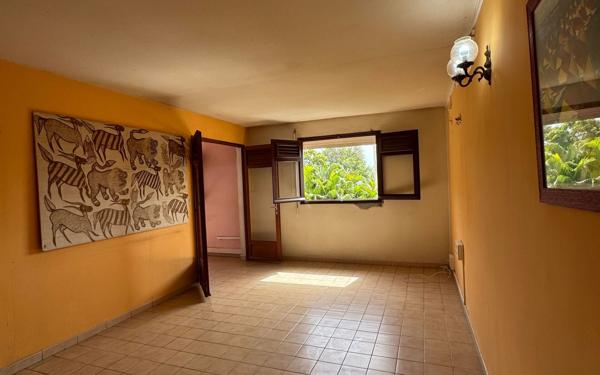 Appartement à vendre    3 pièces •  Schoelcher