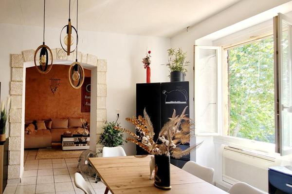Exclusivité Maison T5  - Authenticité et élégance - FABREZAN