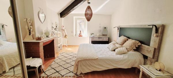 Exclusivité Maison T5  - Authenticité et élégance - FABREZAN