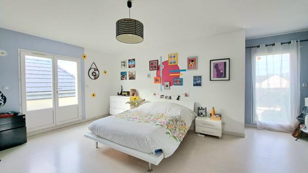 UNIQUE A LUZARCHES - CONFORT ELEGANCE ET VOLUME