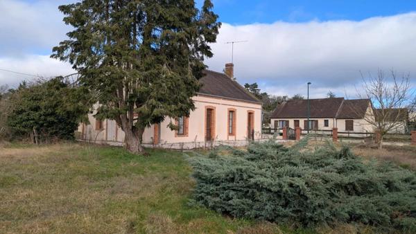 Vente Maison de village 4 pièces 145 m2 à Neuvy-sur-Barangeon