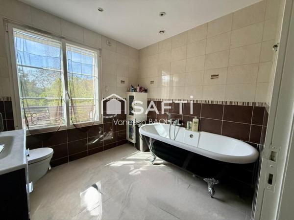 Maison familiale 8 pièces – env. 155 m² sur parcelle de 1 260 m²