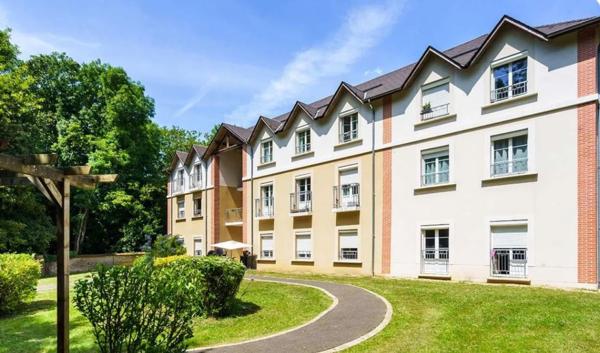 INVESTISSEMENT LOCATIF – PUSSAY – Résidence Ehpad Le Centenaire - 7.11% de rentabilité