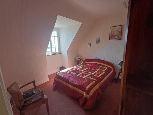 Plougasnou le Diben, maison 5 chambres vue mer sur 2340 m2 de terrain constructible.