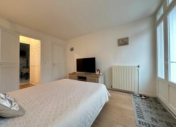 Maison à vendre    4 pièces •  Saint-Palais-sur-Mer