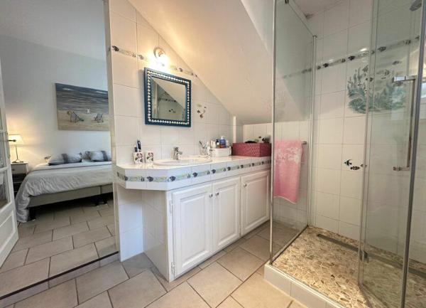 Maison à vendre    4 pièces •  Saint-Palais-sur-Mer