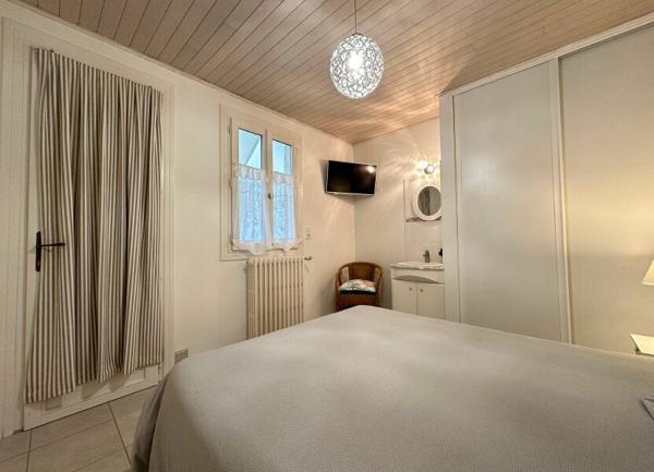 Maison à vendre    4 pièces •  Saint-Palais-sur-Mer