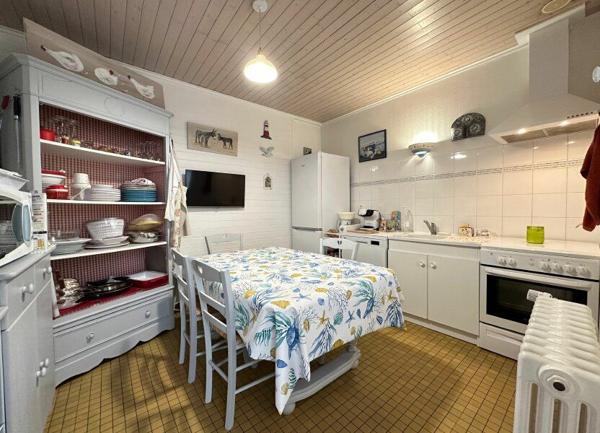 Maison à vendre    4 pièces •  Saint-Palais-sur-Mer