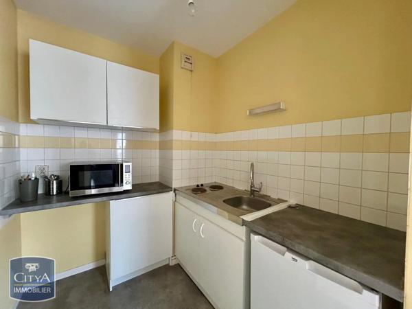 Appartement à louer 1 pièce 42.66m² Châteauroux (36000)