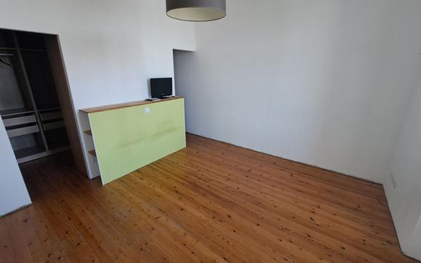 Maison à vendre    5 pièces • 212 m2 Sainte-Soulle