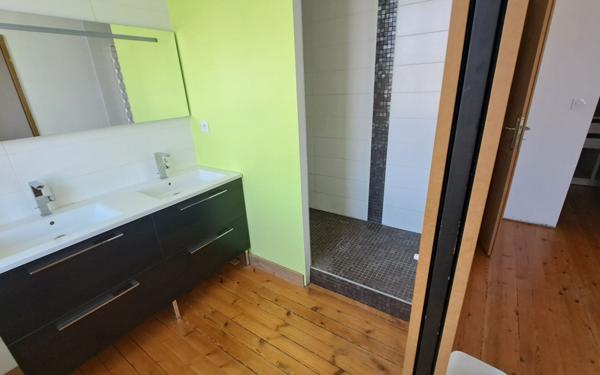 Maison à vendre    5 pièces • 212 m2 Sainte-Soulle