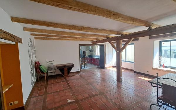 Maison à vendre    5 pièces • 212 m2 Sainte-Soulle