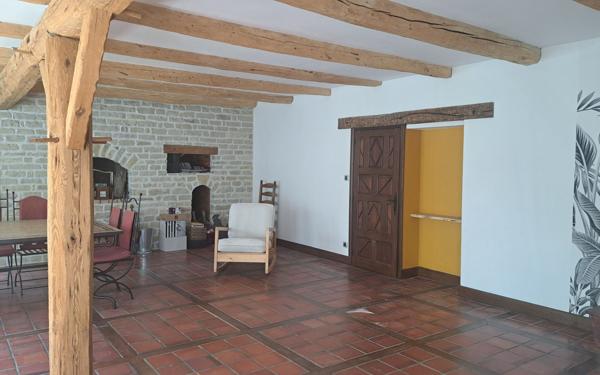 Maison à vendre    5 pièces • 212 m2 Sainte-Soulle